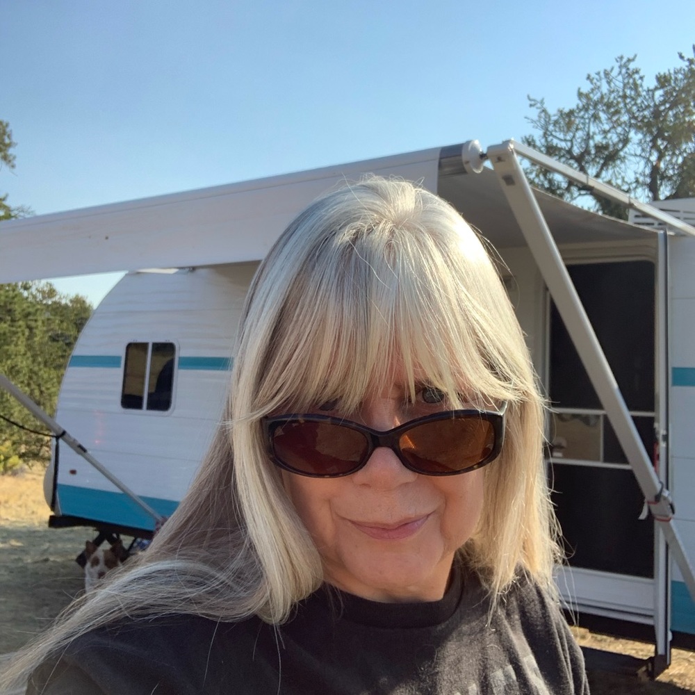 Meet your Posher, Pamela